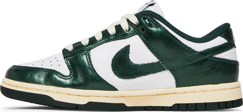 Dunk Low 'Vintage Green' Wmns